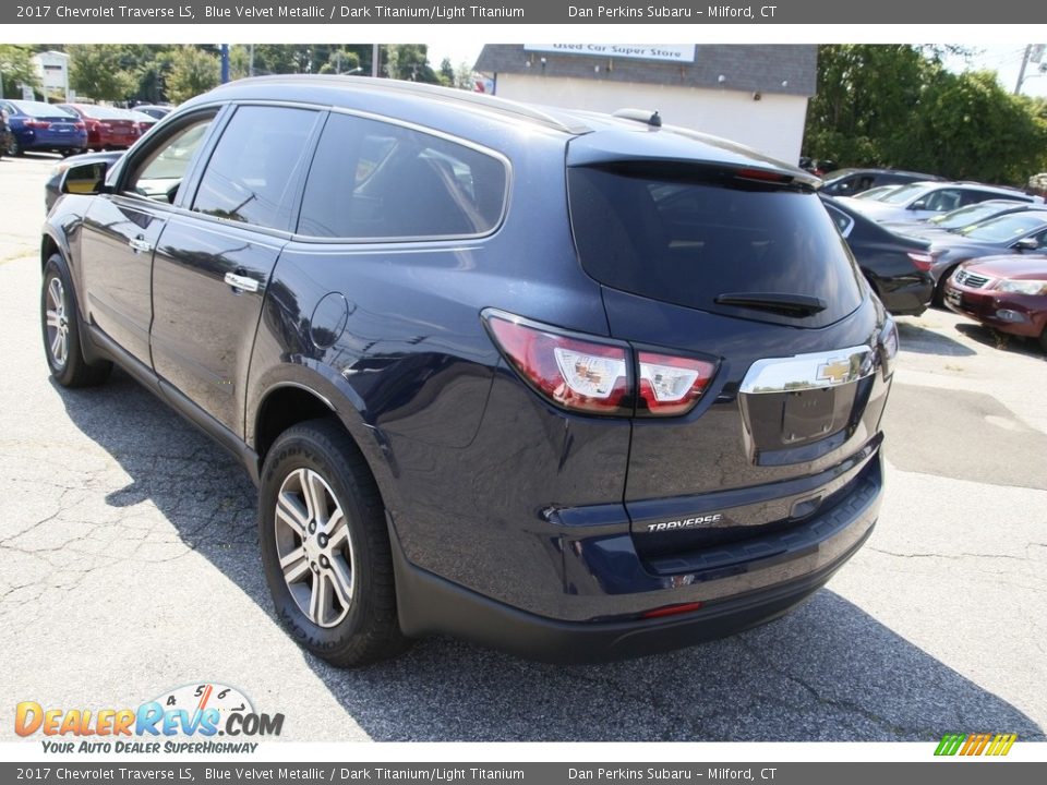 2017 Chevrolet Traverse LS Blue Velvet Metallic / Dark Titanium/Light Titanium Photo #6