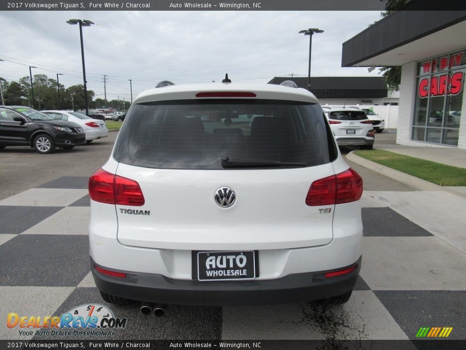 2017 Volkswagen Tiguan S Pure White / Charcoal Photo #4