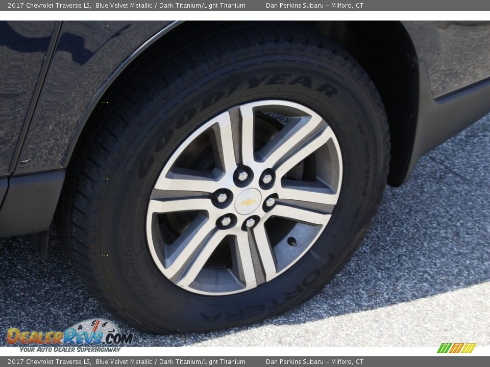 2017 Chevrolet Traverse LS Wheel Photo #18