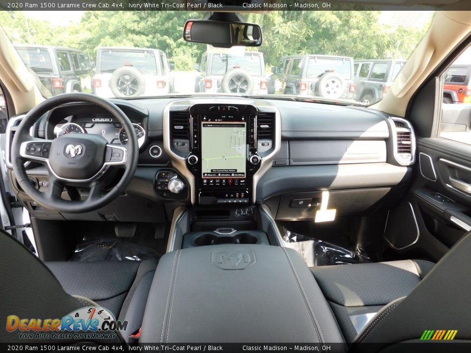 2020 Ram 1500 Laramie Crew Cab 4x4 Ivory White Tri-Coat Pearl / Black Photo #10