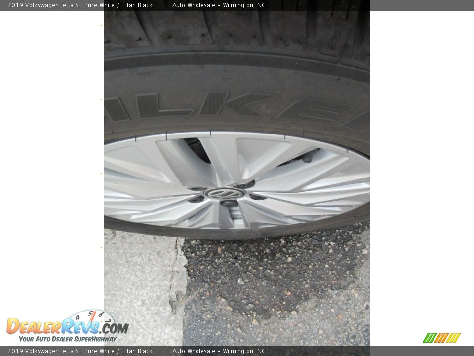 2019 Volkswagen Jetta S Pure White / Titan Black Photo #9