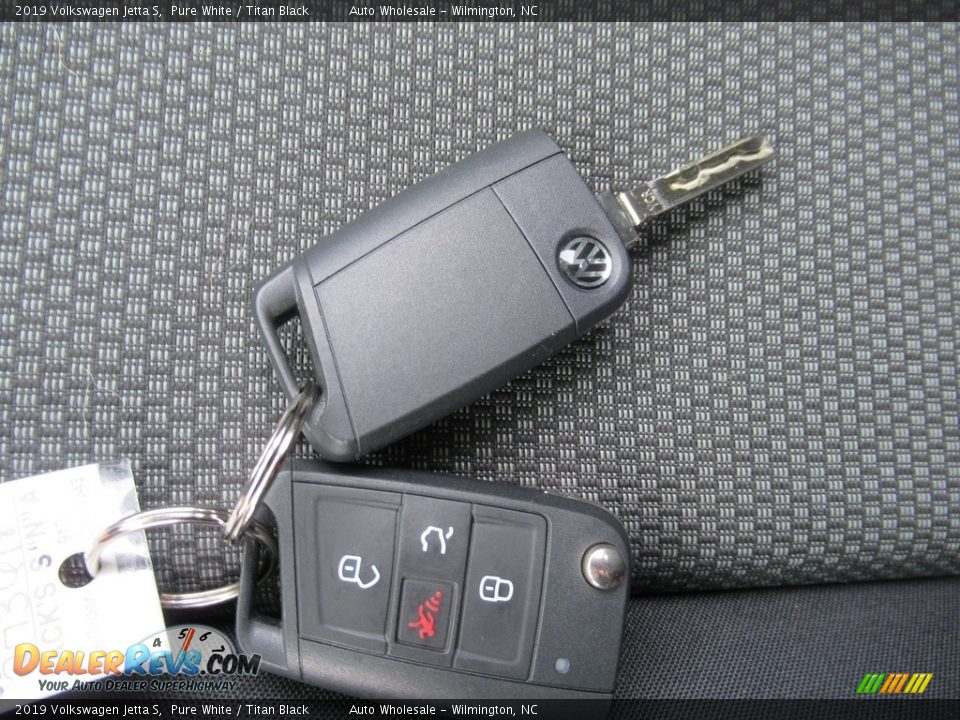 2019 Volkswagen Jetta S Pure White / Titan Black Photo #20