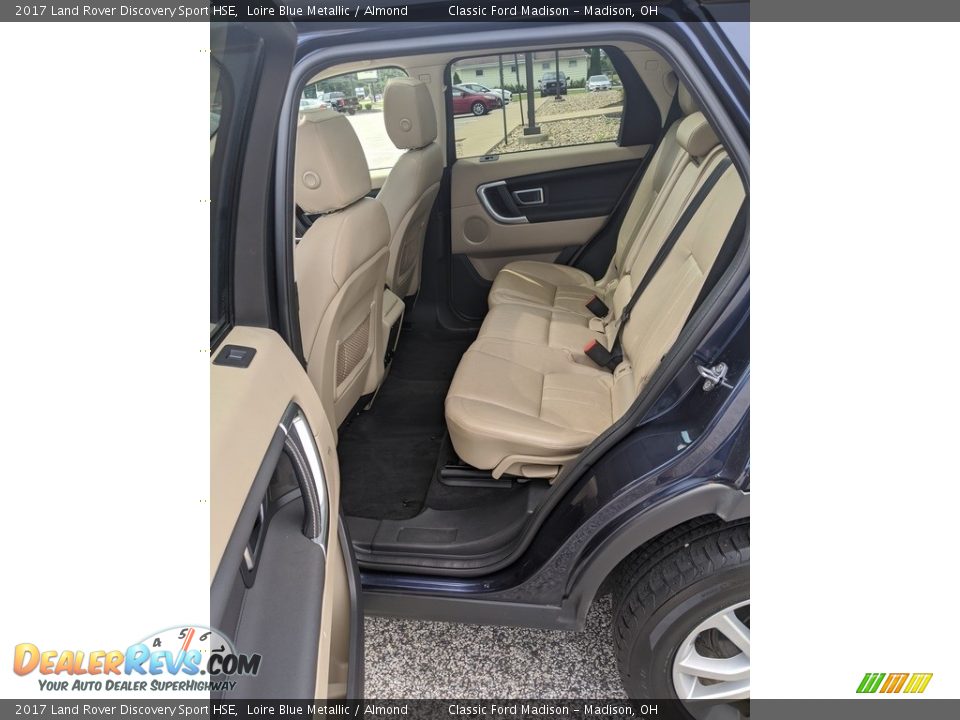 2017 Land Rover Discovery Sport HSE Loire Blue Metallic / Almond Photo #13