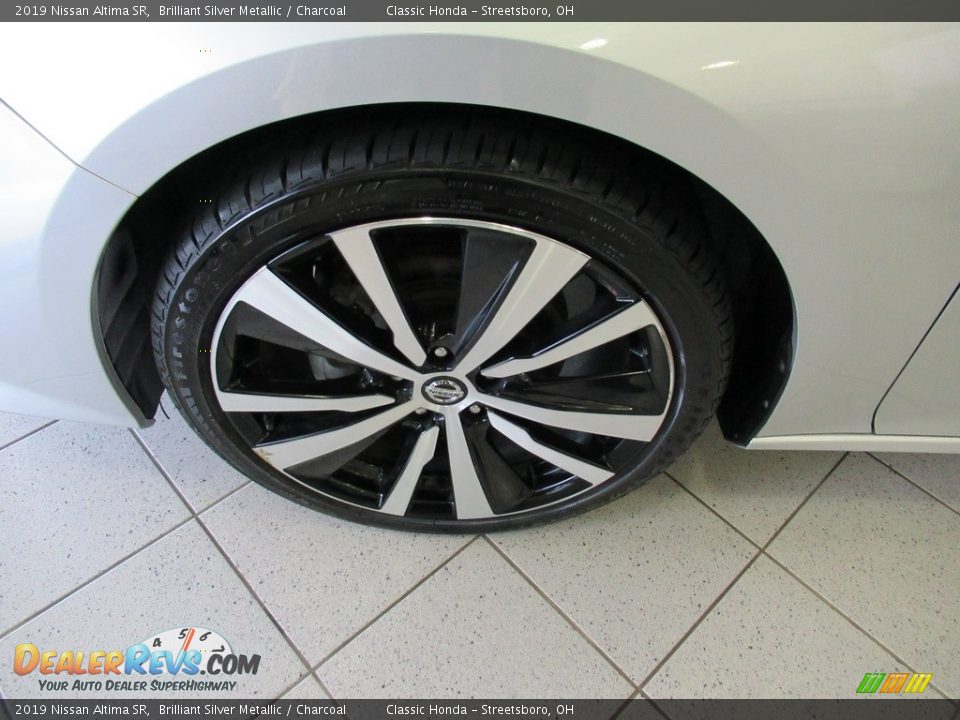2019 Nissan Altima SR Brilliant Silver Metallic / Charcoal Photo #12