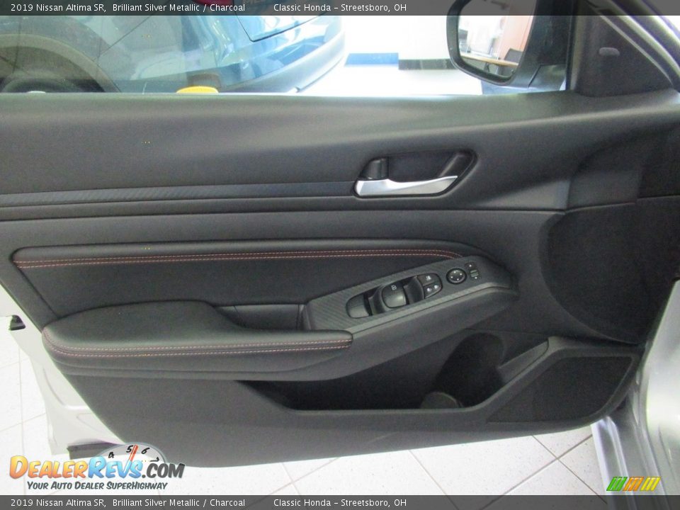 Door Panel of 2019 Nissan Altima SR Photo #25