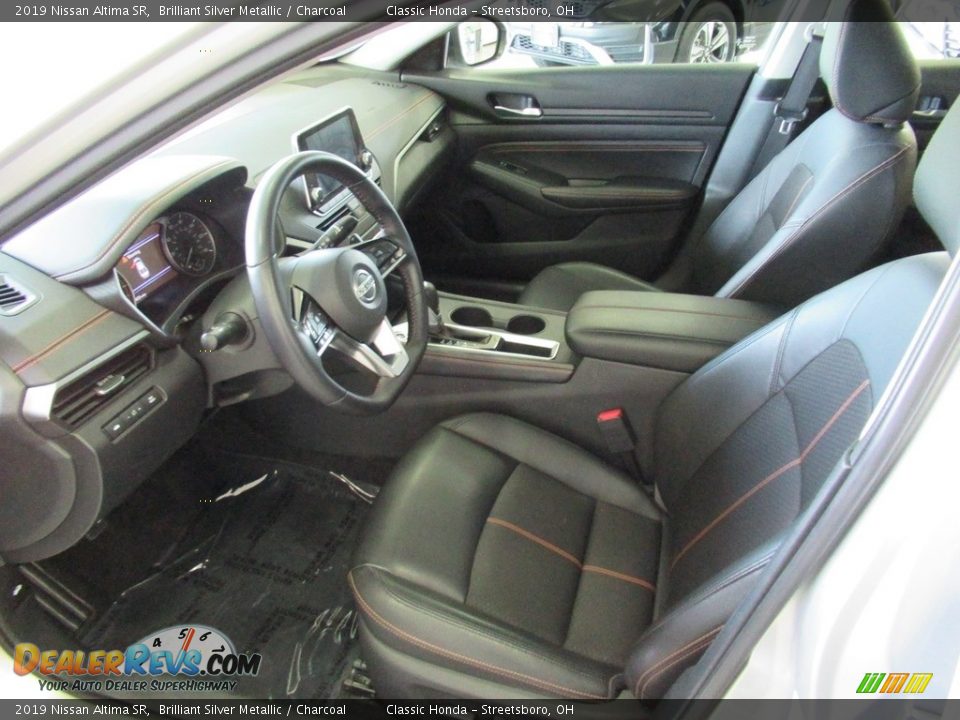 Front Seat of 2019 Nissan Altima SR Photo #27