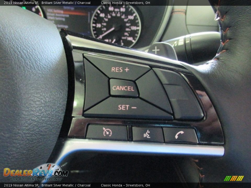 2019 Nissan Altima SR Steering Wheel Photo #29