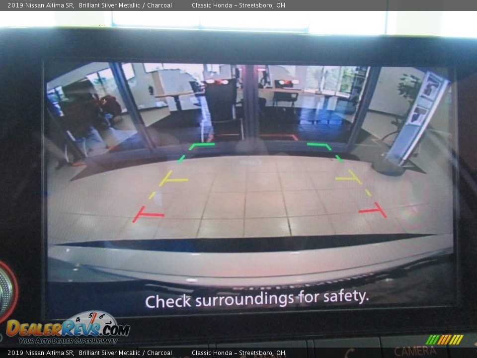 2019 Nissan Altima SR Brilliant Silver Metallic / Charcoal Photo #36