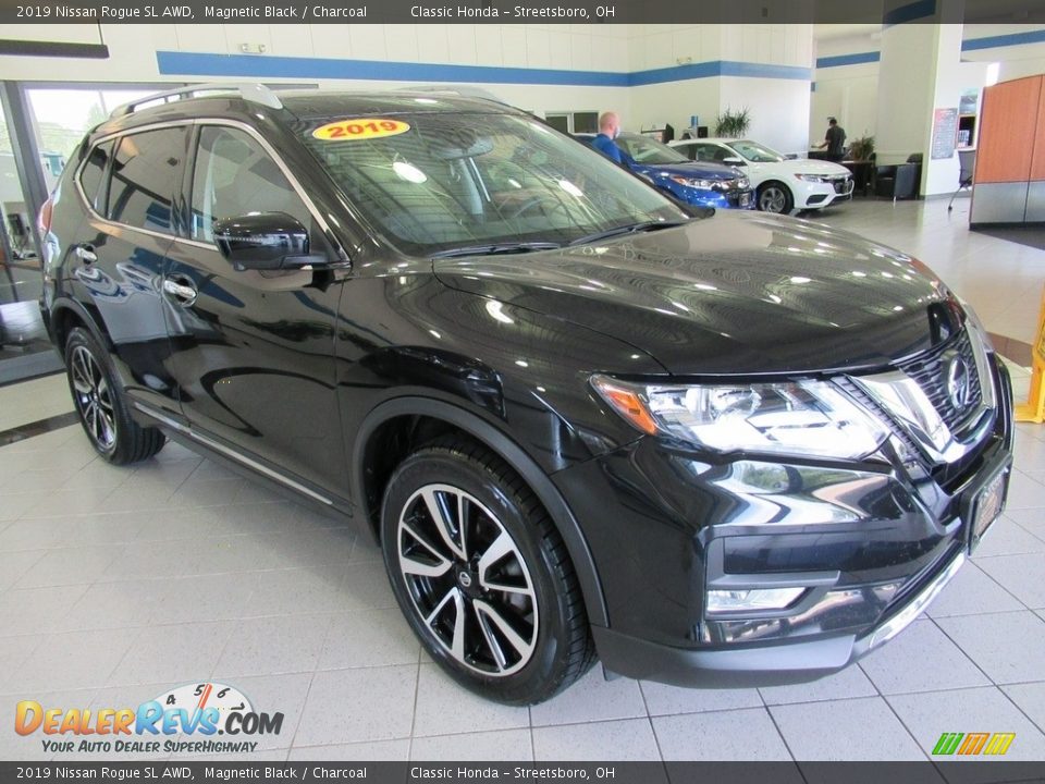 2019 Nissan Rogue SL AWD Magnetic Black / Charcoal Photo #3
