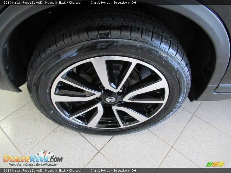 2019 Nissan Rogue SL AWD Magnetic Black / Charcoal Photo #6
