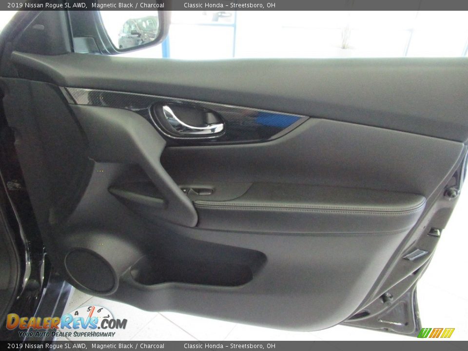 2019 Nissan Rogue SL AWD Magnetic Black / Charcoal Photo #14