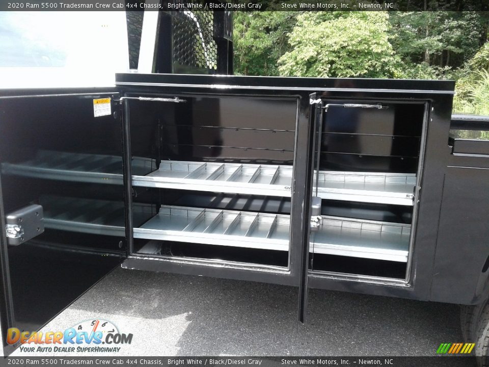 2020 Ram 5500 Tradesman Crew Cab 4x4 Chassis Bright White / Black/Diesel Gray Photo #18