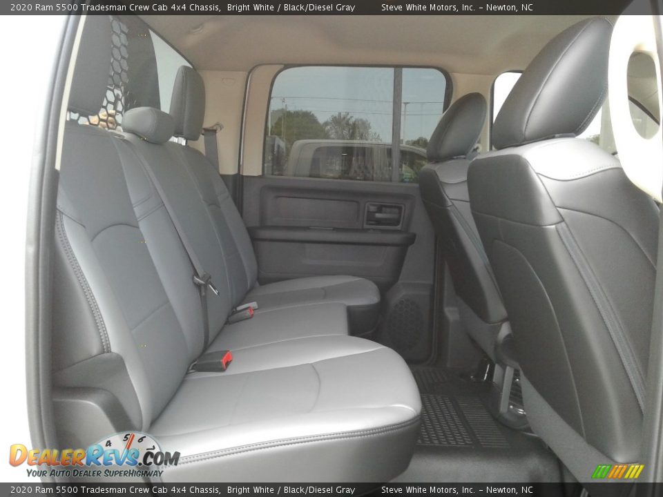 2020 Ram 5500 Tradesman Crew Cab 4x4 Chassis Bright White / Black/Diesel Gray Photo #23