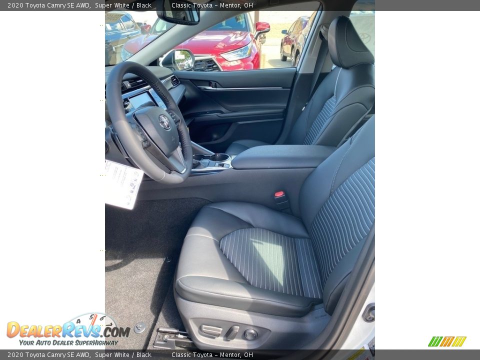 2020 Toyota Camry SE AWD Super White / Black Photo #2