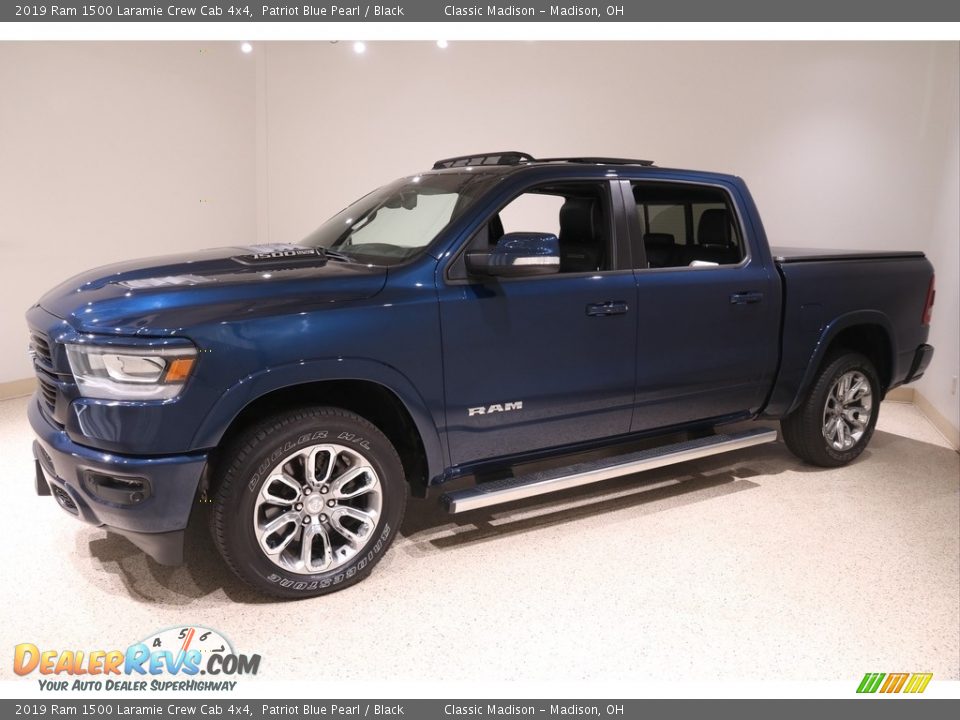 2019 Ram 1500 Laramie Crew Cab 4x4 Patriot Blue Pearl / Black Photo #3