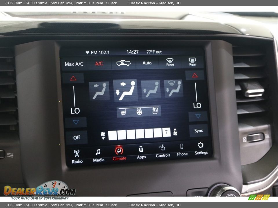 2019 Ram 1500 Laramie Crew Cab 4x4 Patriot Blue Pearl / Black Photo #10