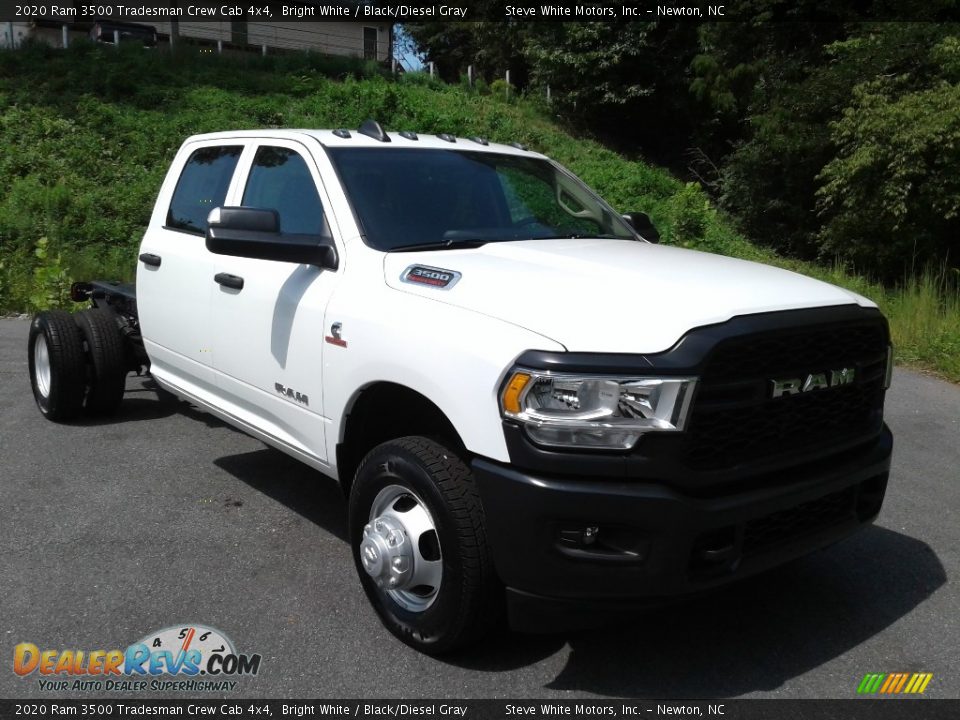 2020 Ram 3500 Tradesman Crew Cab 4x4 Bright White / Black/Diesel Gray Photo #4