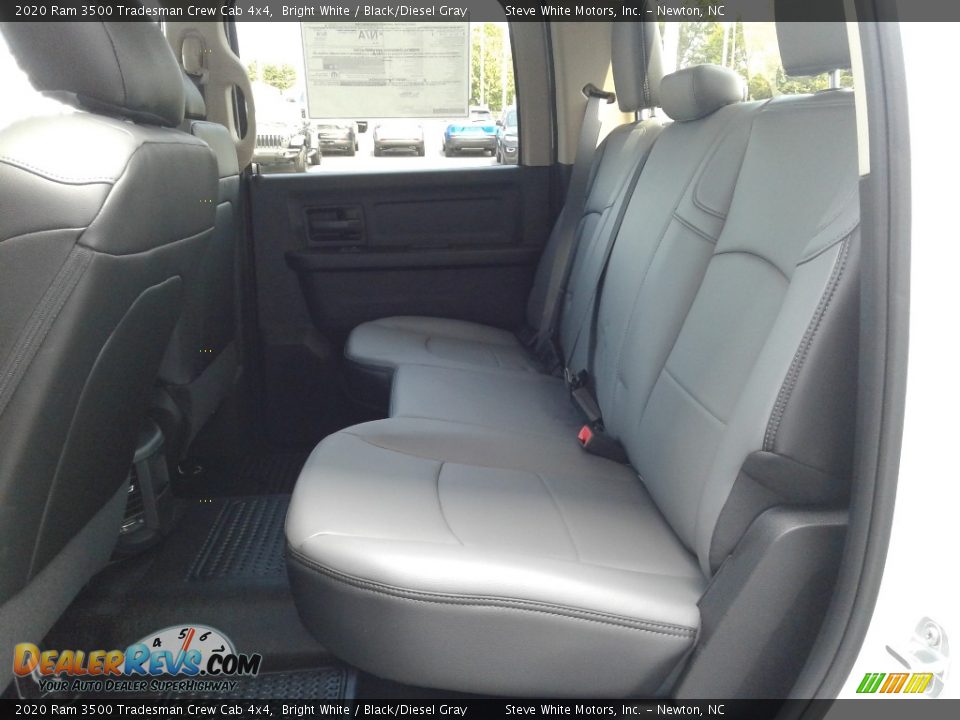 2020 Ram 3500 Tradesman Crew Cab 4x4 Bright White / Black/Diesel Gray Photo #13