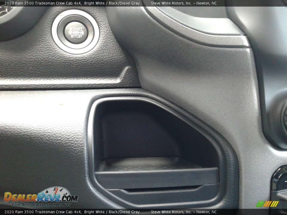 2020 Ram 3500 Tradesman Crew Cab 4x4 Bright White / Black/Diesel Gray Photo #20