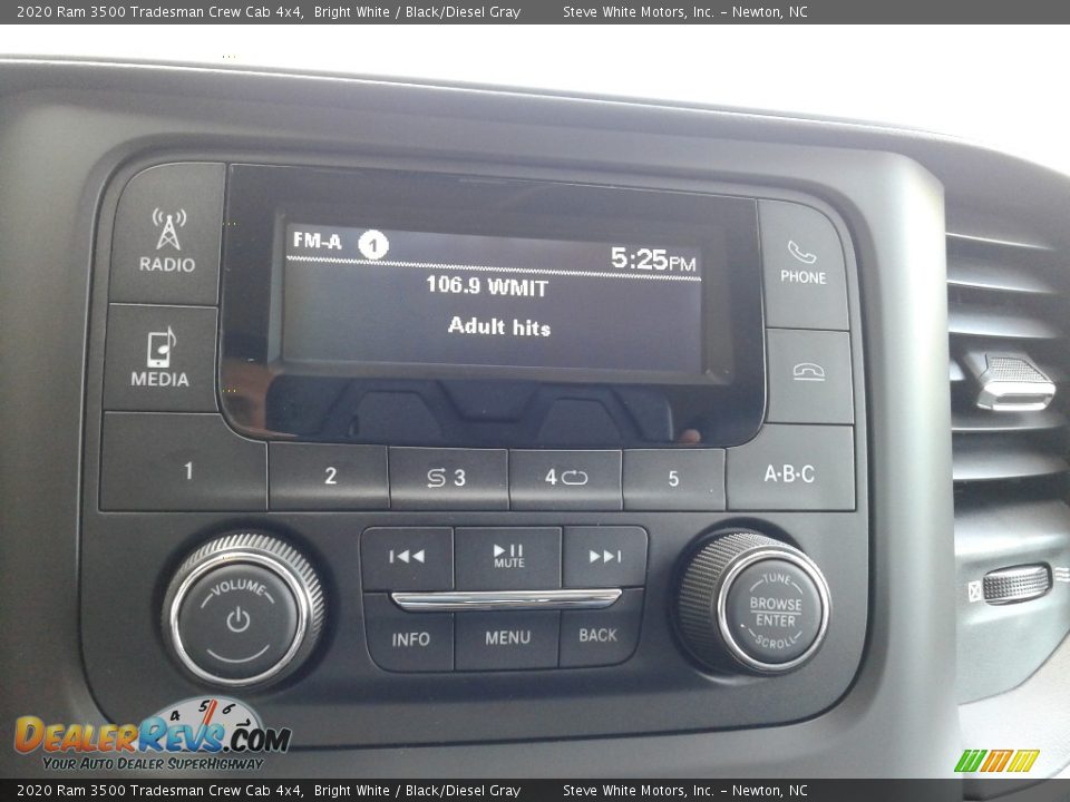 2020 Ram 3500 Tradesman Crew Cab 4x4 Bright White / Black/Diesel Gray Photo #21