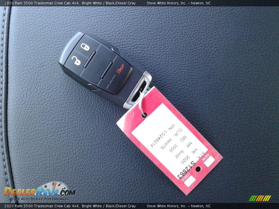 2020 Ram 3500 Tradesman Crew Cab 4x4 Bright White / Black/Diesel Gray Photo #25