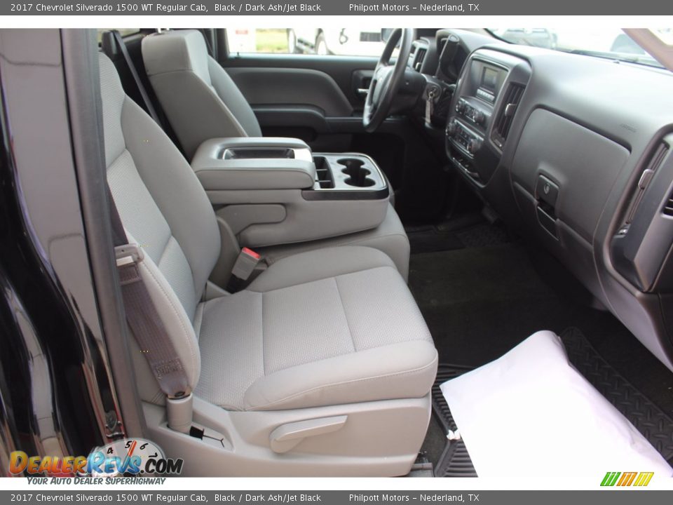 Front Seat of 2017 Chevrolet Silverado 1500 WT Regular Cab Photo #20