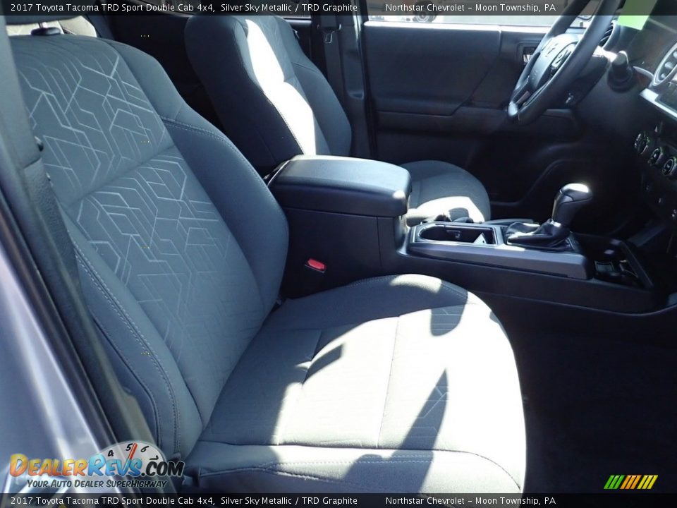 2017 Toyota Tacoma TRD Sport Double Cab 4x4 Silver Sky Metallic / TRD Graphite Photo #14