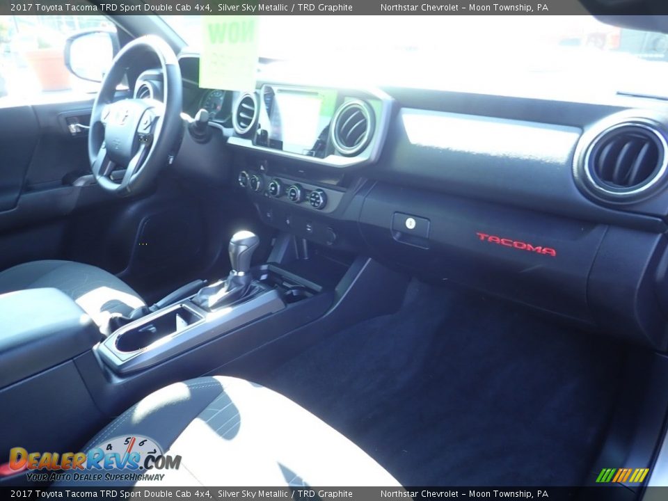 2017 Toyota Tacoma TRD Sport Double Cab 4x4 Silver Sky Metallic / TRD Graphite Photo #15