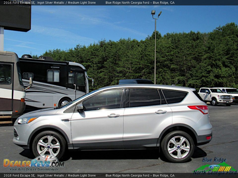 2016 Ford Escape SE Ingot Silver Metallic / Medium Light Stone Photo #2