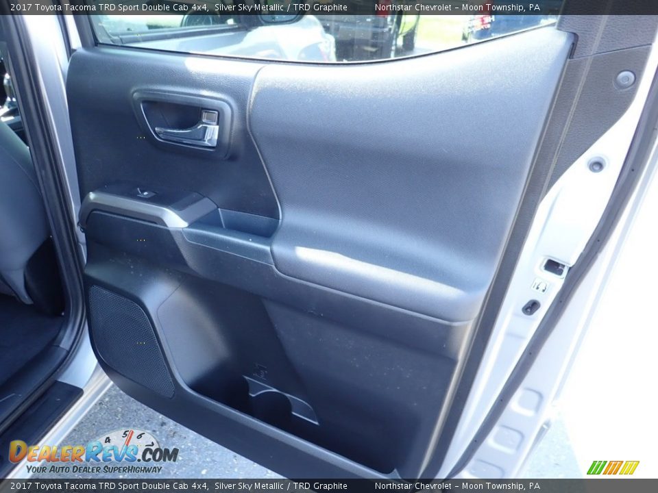 2017 Toyota Tacoma TRD Sport Double Cab 4x4 Silver Sky Metallic / TRD Graphite Photo #18
