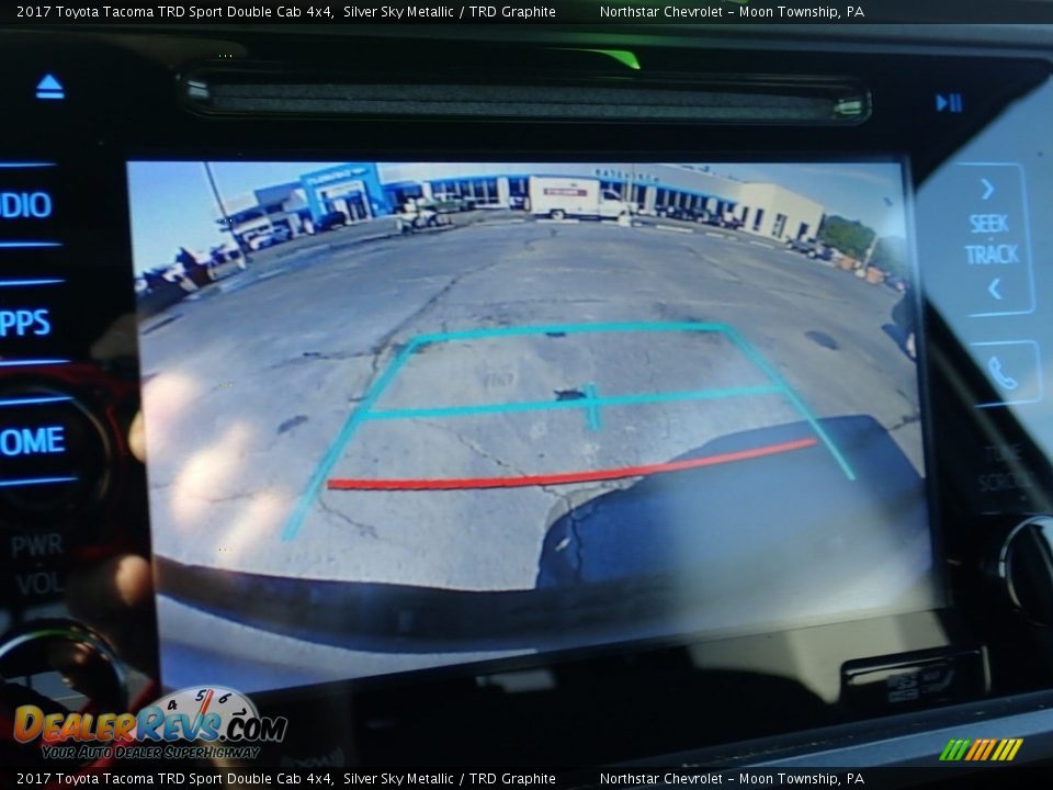 2017 Toyota Tacoma TRD Sport Double Cab 4x4 Silver Sky Metallic / TRD Graphite Photo #30