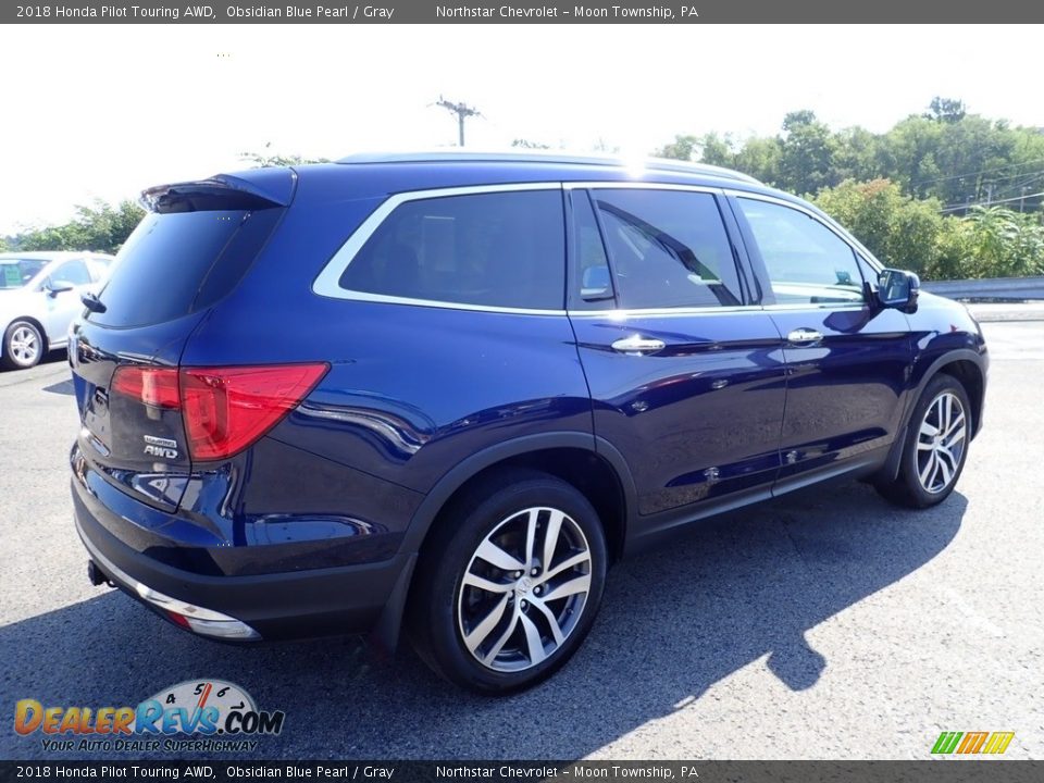 2018 Honda Pilot Touring AWD Obsidian Blue Pearl / Gray Photo #9