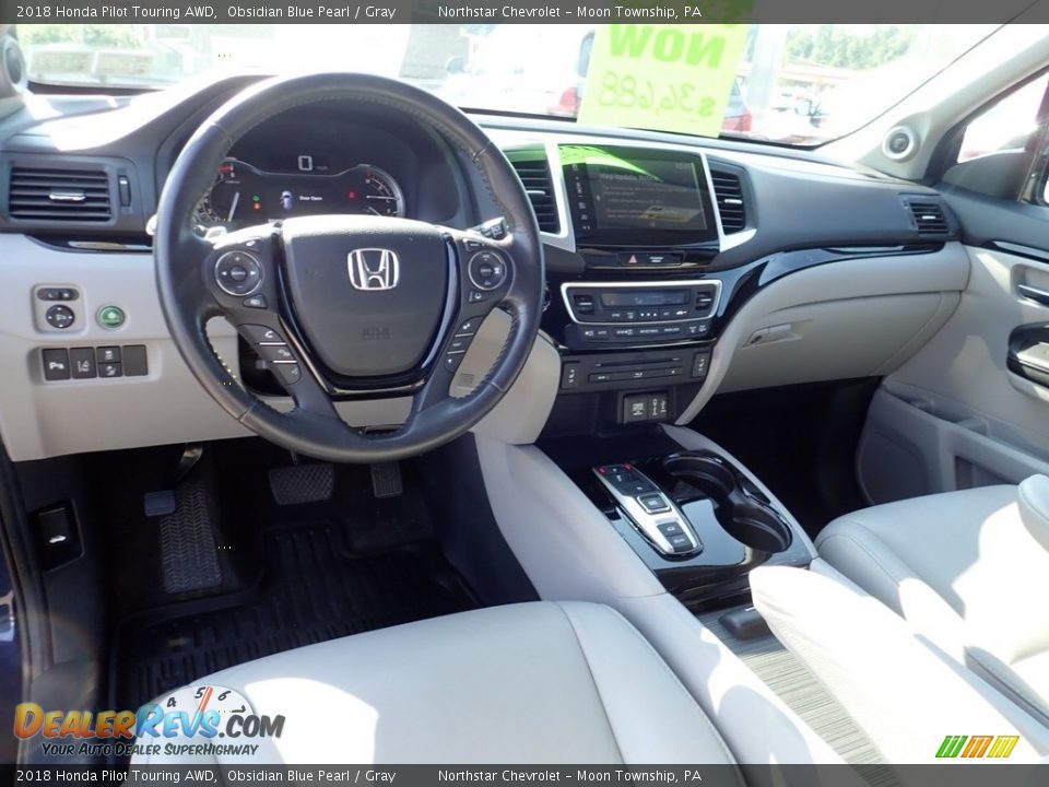 2018 Honda Pilot Touring AWD Obsidian Blue Pearl / Gray Photo #22