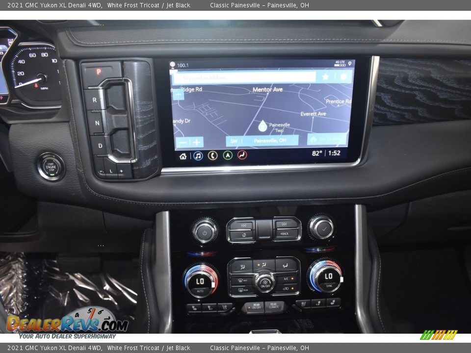 Controls of 2021 GMC Yukon XL Denali 4WD Photo #13