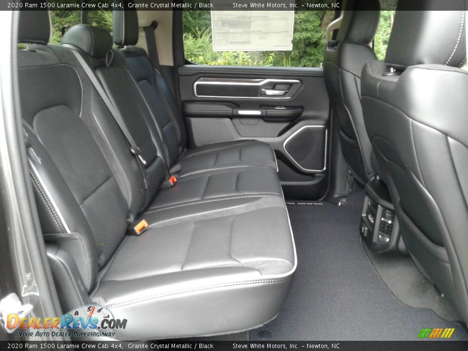 2020 Ram 1500 Laramie Crew Cab 4x4 Granite Crystal Metallic / Black Photo #15