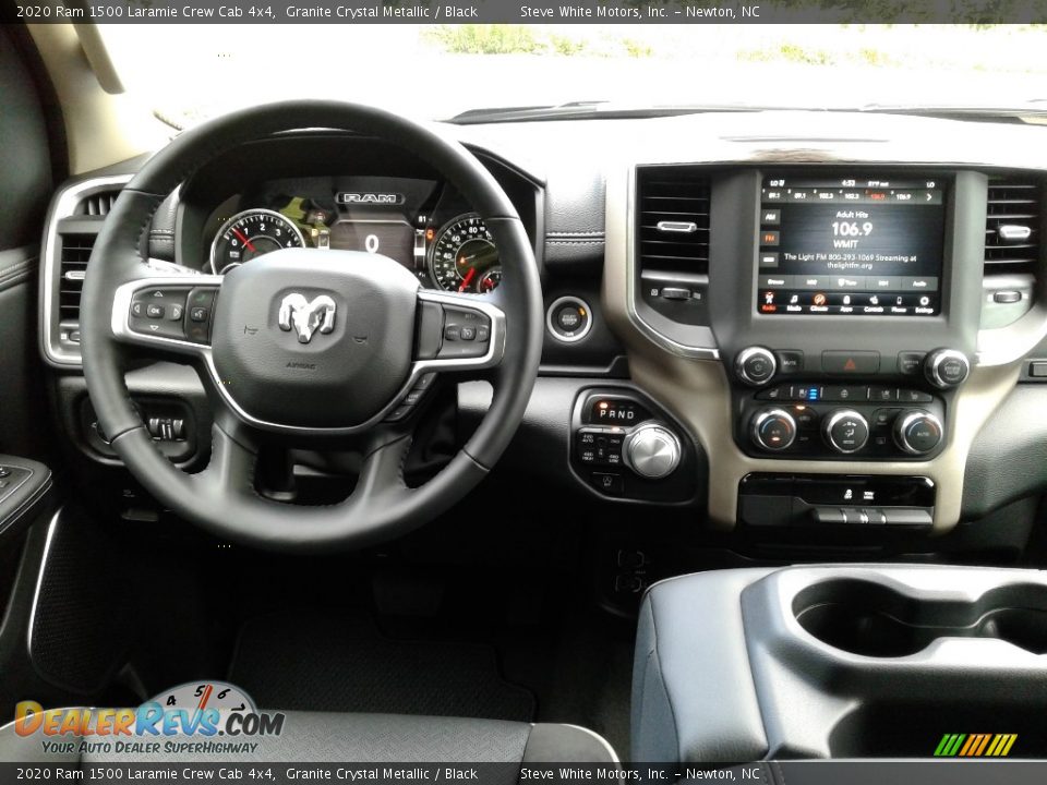 2020 Ram 1500 Laramie Crew Cab 4x4 Granite Crystal Metallic / Black Photo #17