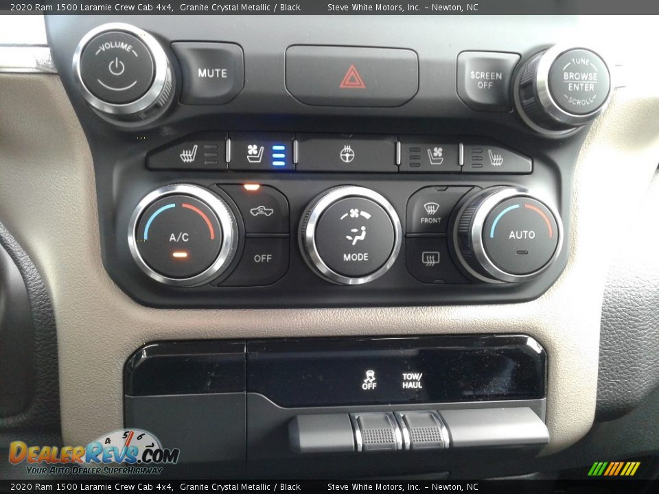 2020 Ram 1500 Laramie Crew Cab 4x4 Granite Crystal Metallic / Black Photo #25