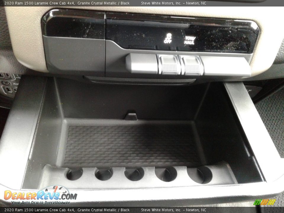2020 Ram 1500 Laramie Crew Cab 4x4 Granite Crystal Metallic / Black Photo #27