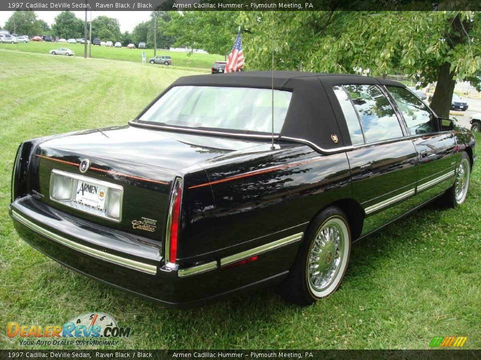 1997 Cadillac DeVille Sedan Raven Black / Black Photo #7