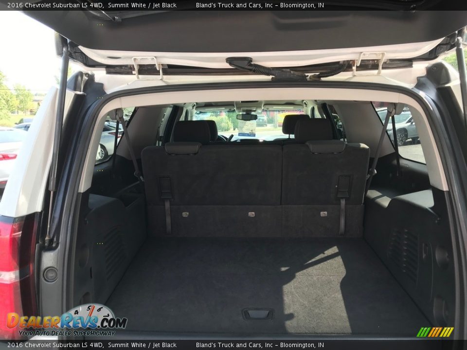 2016 Chevrolet Suburban LS 4WD Trunk Photo #8