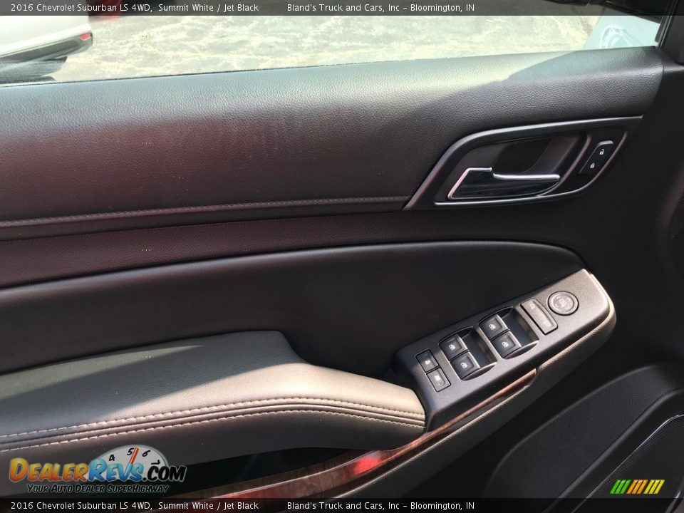 Door Panel of 2016 Chevrolet Suburban LS 4WD Photo #12