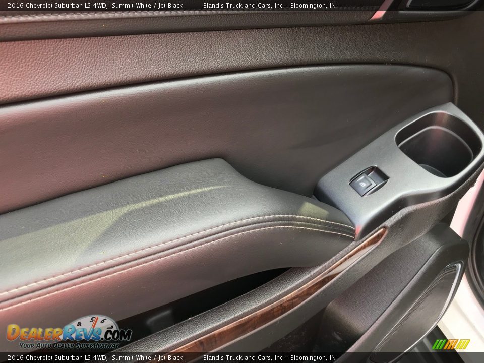 Door Panel of 2016 Chevrolet Suburban LS 4WD Photo #29