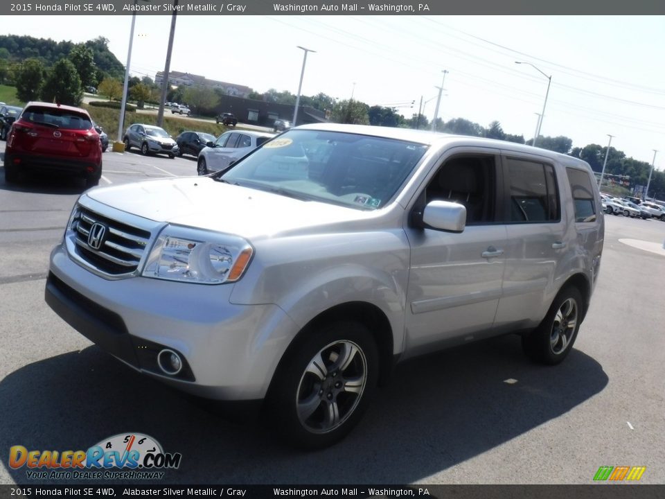 2015 Honda Pilot SE 4WD Alabaster Silver Metallic / Gray Photo #6