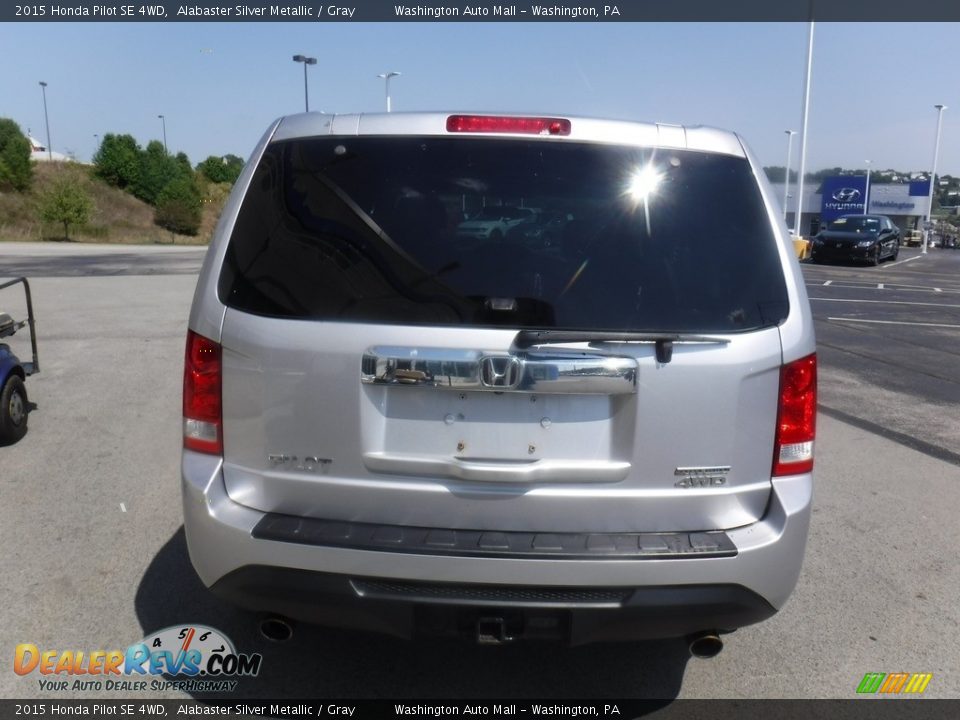 2015 Honda Pilot SE 4WD Alabaster Silver Metallic / Gray Photo #8