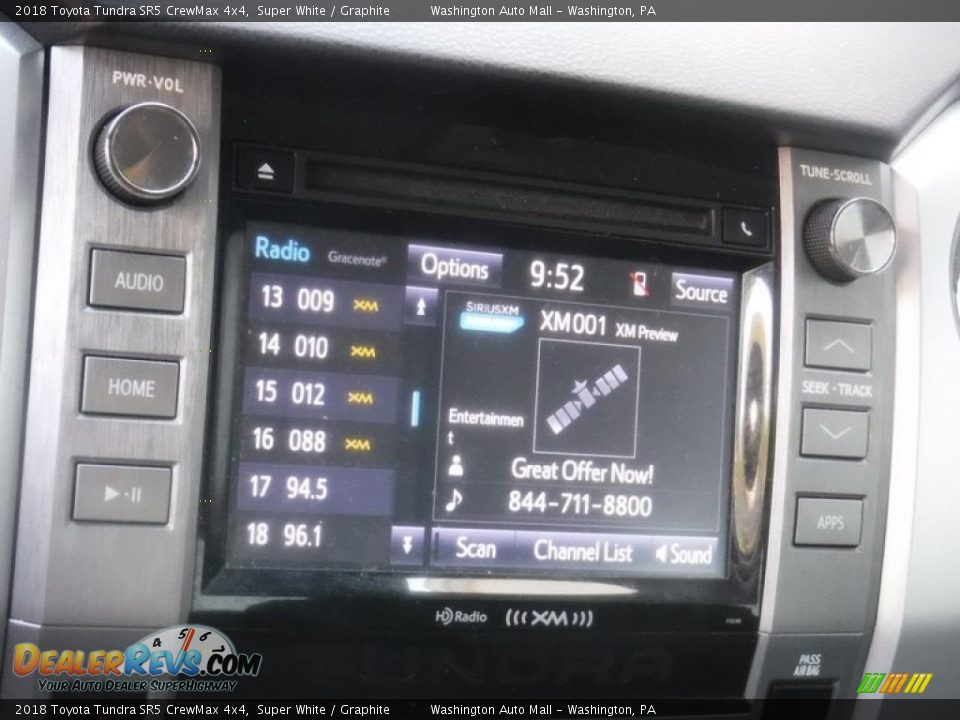 2018 Toyota Tundra SR5 CrewMax 4x4 Super White / Graphite Photo #6