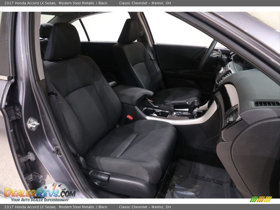 2017 Honda Accord LX Sedan Modern Steel Metallic / Black Photo #17