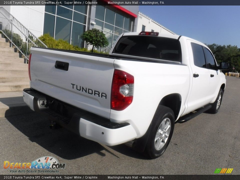 2018 Toyota Tundra SR5 CrewMax 4x4 Super White / Graphite Photo #16