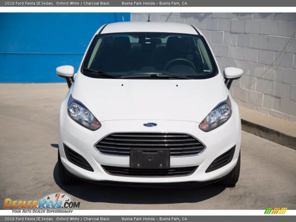 2019 Ford Fiesta SE Sedan Oxford White / Charcoal Black Photo #7