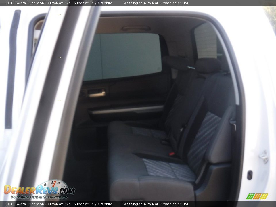 2018 Toyota Tundra SR5 CrewMax 4x4 Super White / Graphite Photo #24