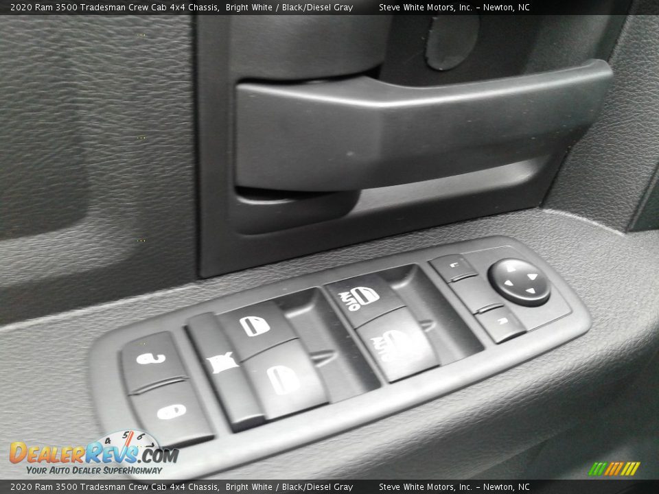 2020 Ram 3500 Tradesman Crew Cab 4x4 Chassis Bright White / Black/Diesel Gray Photo #11
